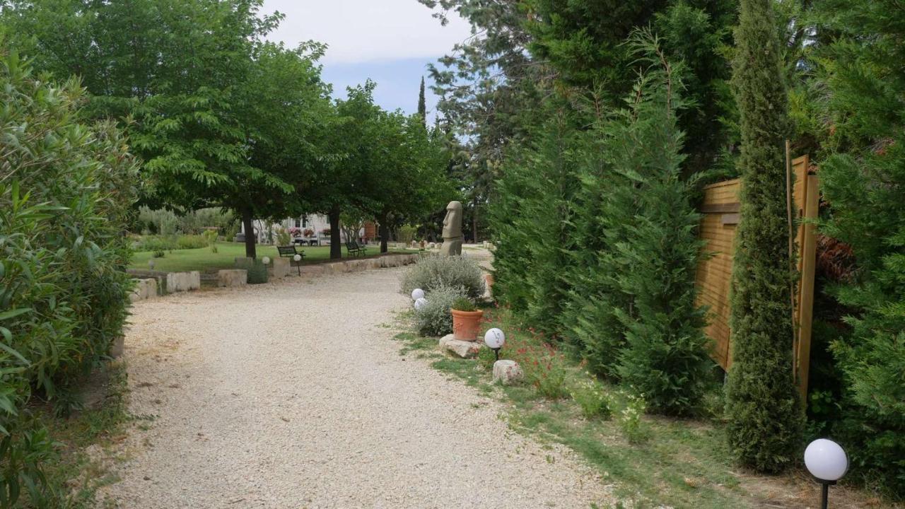 Mas Maurane - Les Lavandes Aux Portes D'Arles Leilighet Tarascon Eksteriør bilde